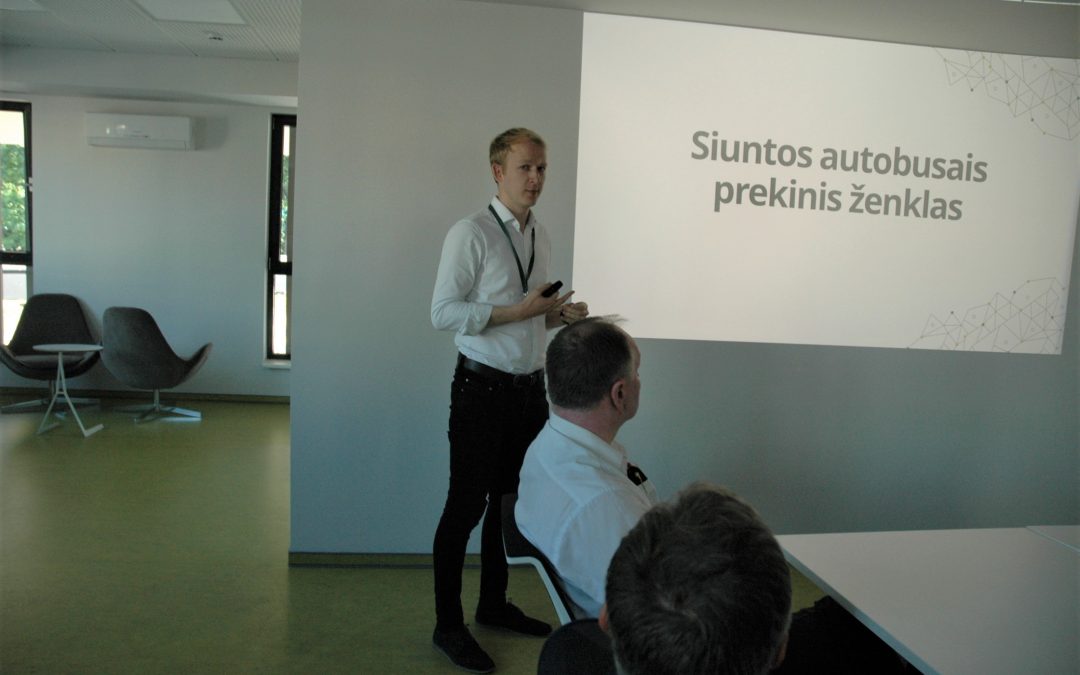 Pasitarimas dėl siuntų vežimo autobusais