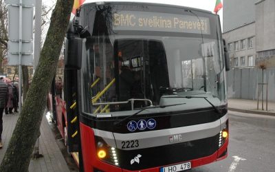 Į Panevėžio miesto gatves išriedėjo nauji ekologiški autobusai