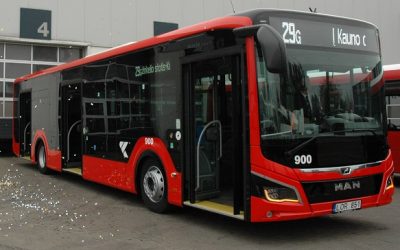 Proveržis Kauno viešajame transporte: pradeda kursuoti pirmasis iš šimto hibridinių autobusų