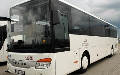 Latviai: įgyvendinus tolimojo susisiekimo autobusais reformą, paslaugos kokybė tapo prastesnė, o valstybė nemoka mažiau