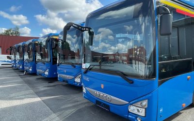 Klaipėdos viešojo transporto atnaujinimas: naujieji hibridiniai autobusai jau dirba miesto maršrutuose